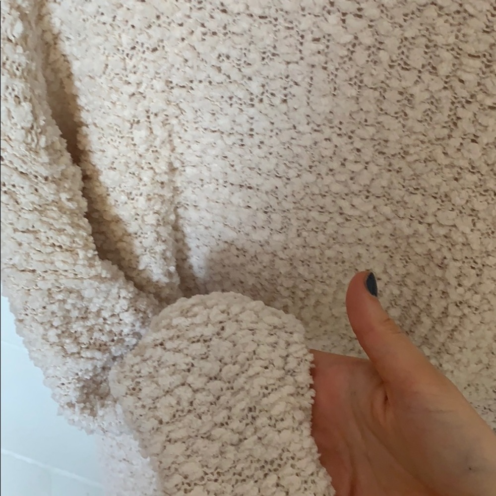 Sweater - Picture 2 of 3